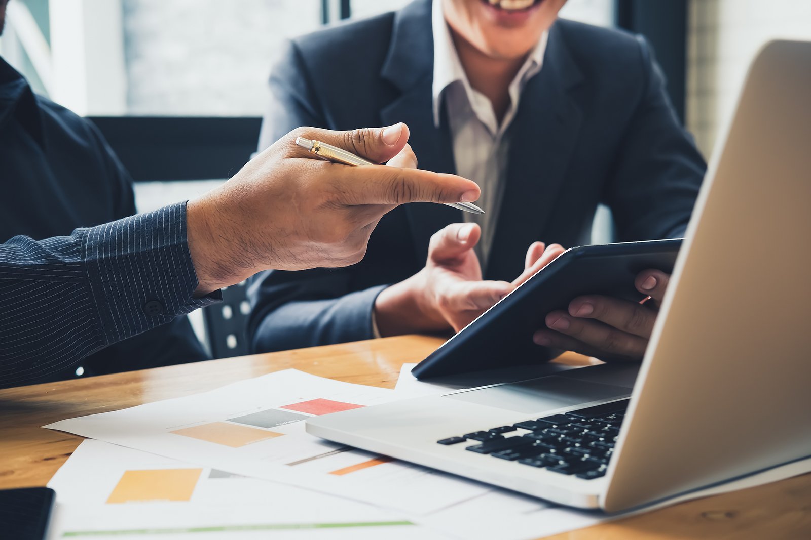 Understanding Payment Options with an Offer in Compromise